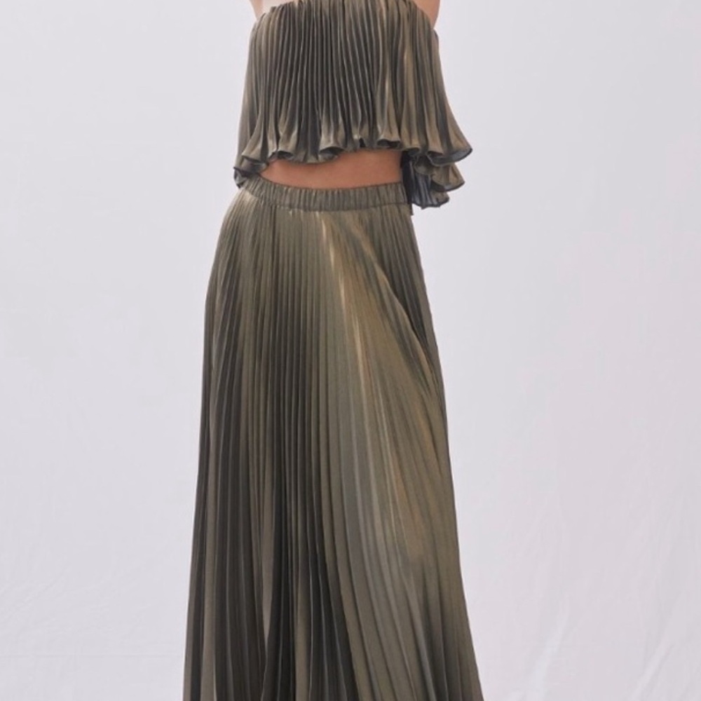 Anthropologie Green Pleated Metallic Skirt Set - Picture 3 of 10